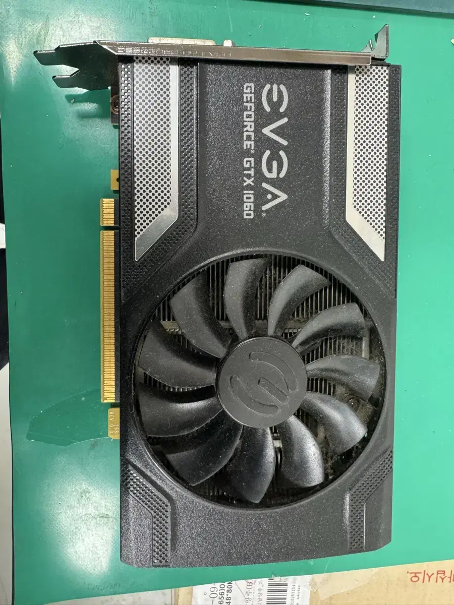 EVGA GeForce GTX 1060 그래픽카드